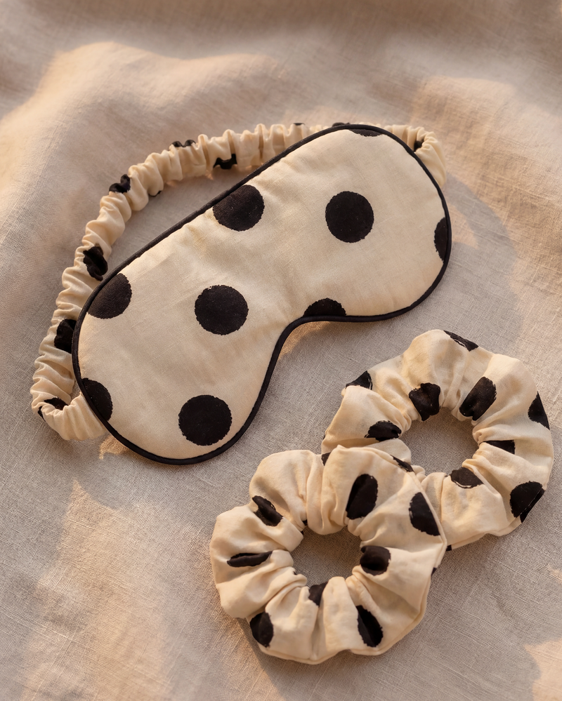 Ivory Polka Sleep mask & Scrunchy