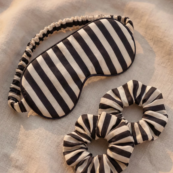 Classy Stripes Sleep mask & Scrunchy